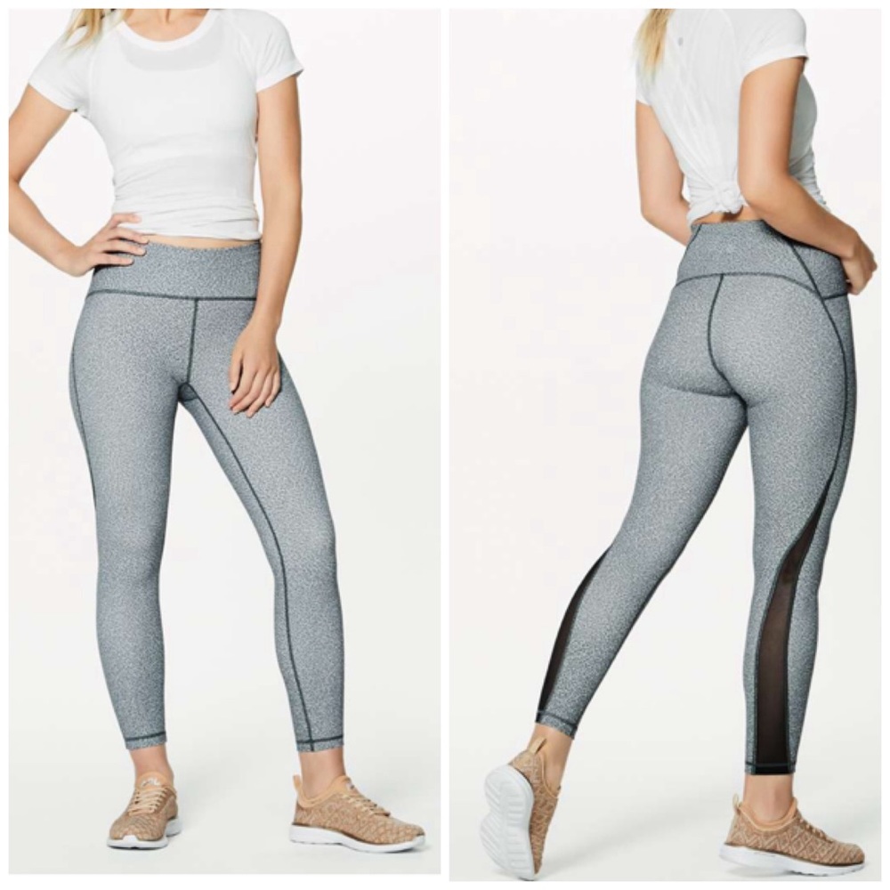 Lululemon Train Times 7/8 Pant *25" Fractal Alpine White Black / Black